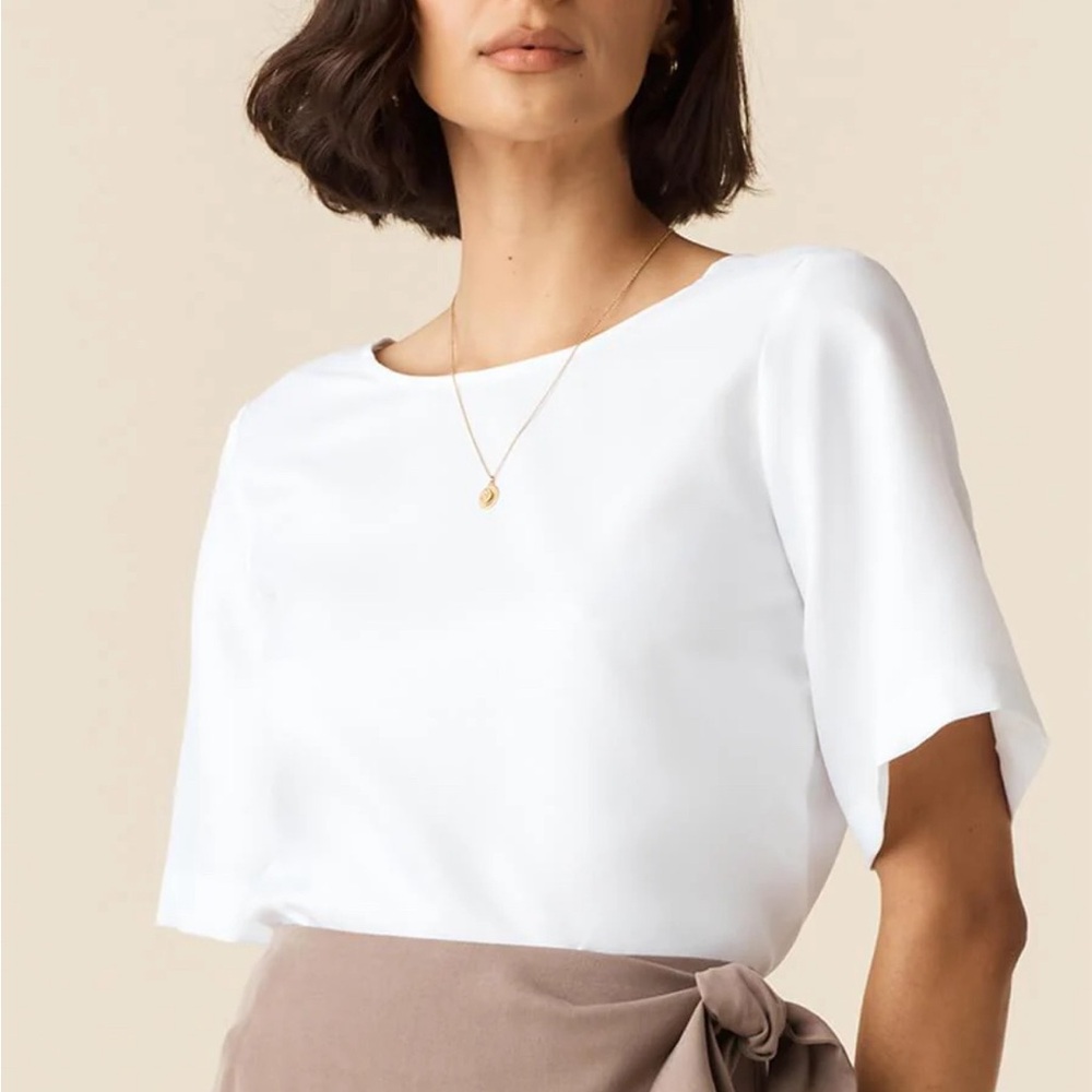 The Cropped Blouse by Vetta